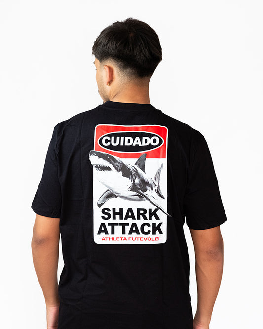 Camisa Athleta 90 Casual Futevôlei Cuidado Shark Attack Preta ATL009