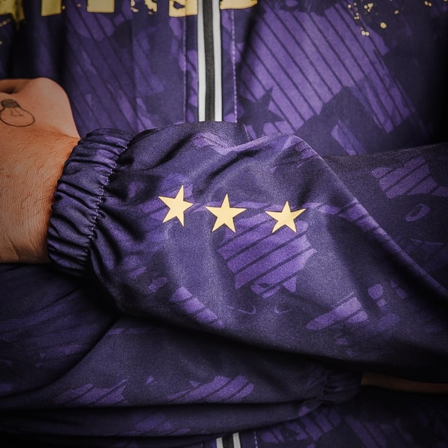 Athleta Free 超細纖維男女通用紫色風衣