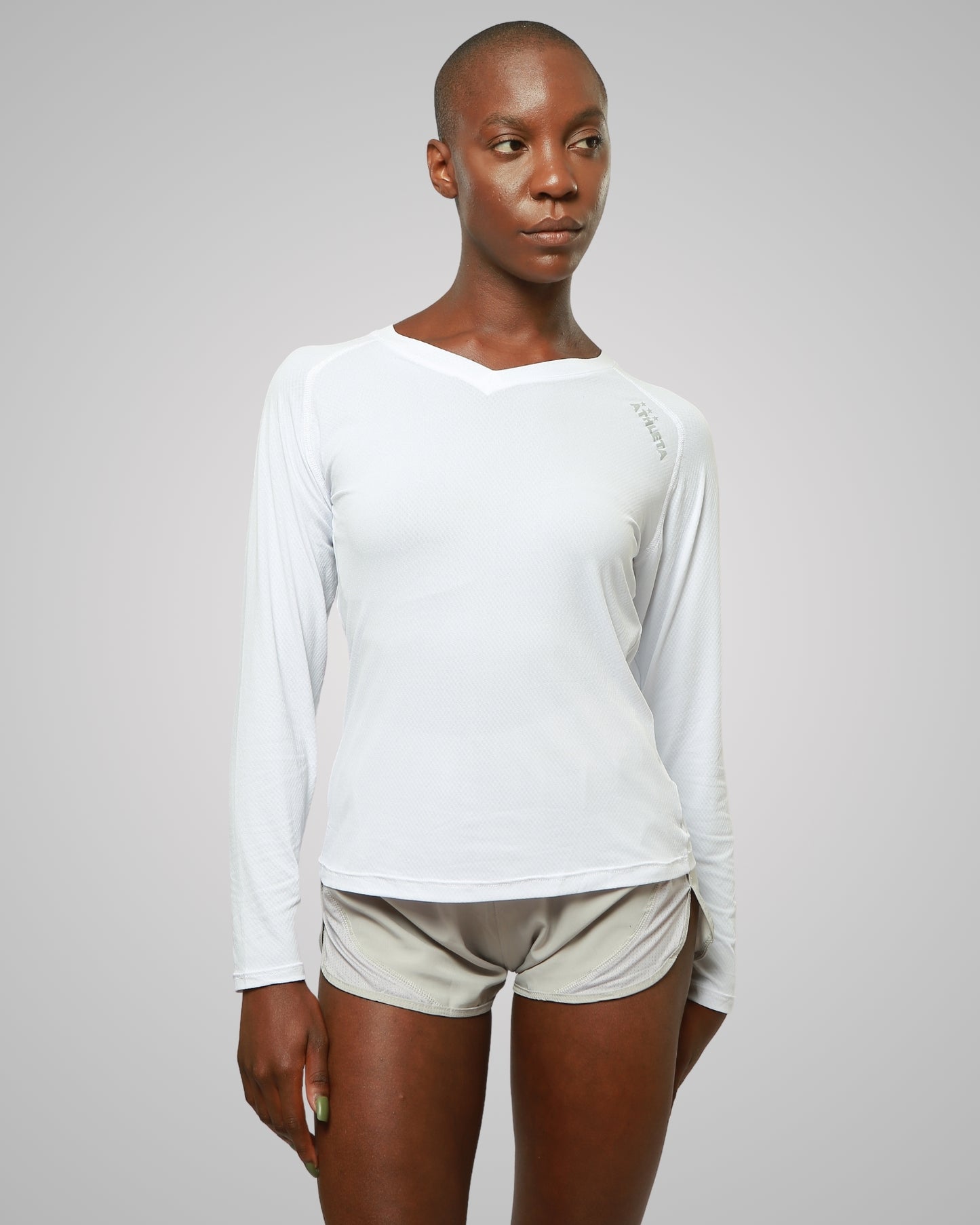 Manga Longa Athleta Soft 22 Crepe Fem Branca