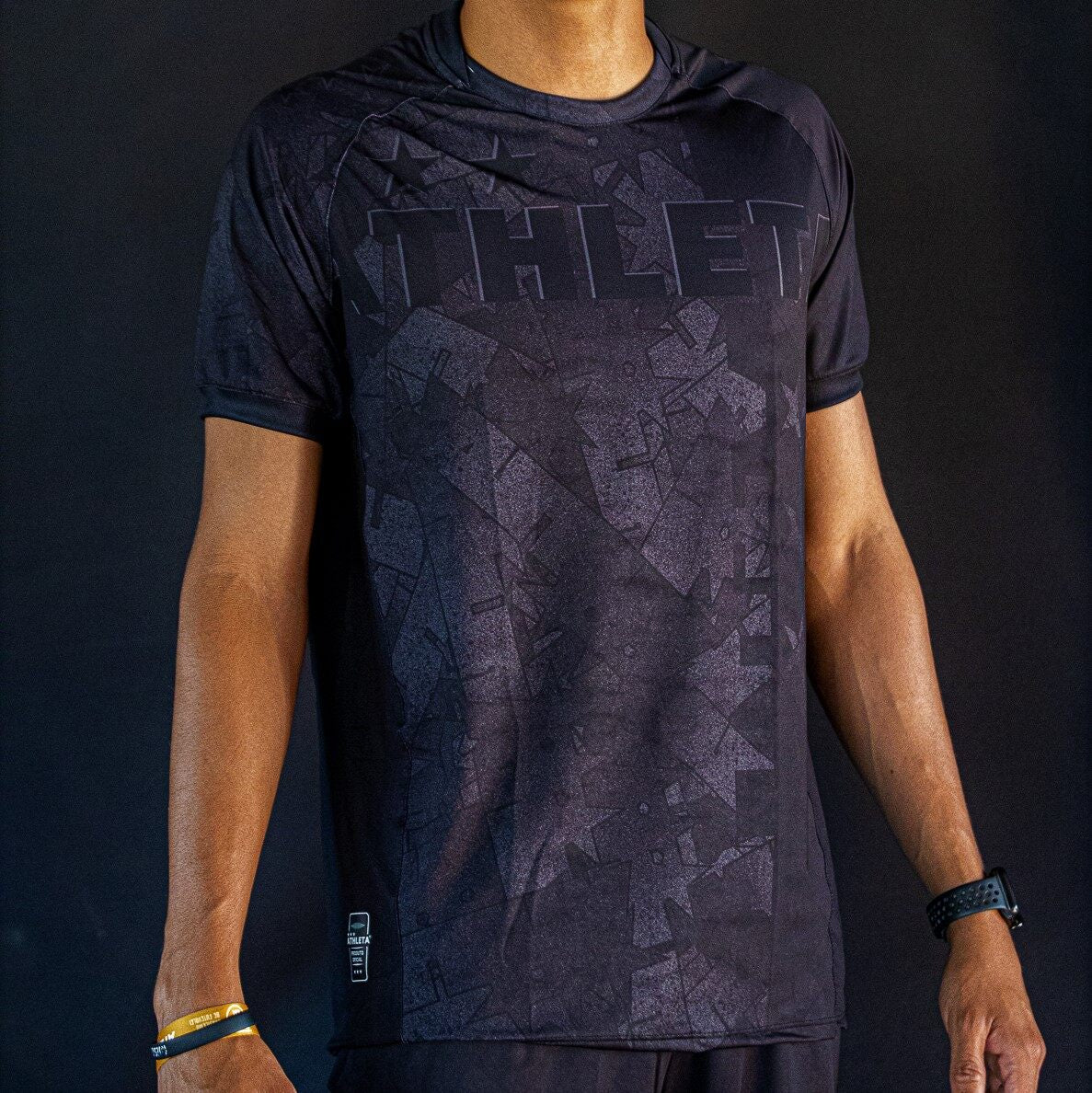 Athleta Free 23 Line 襯衫 - 黑色