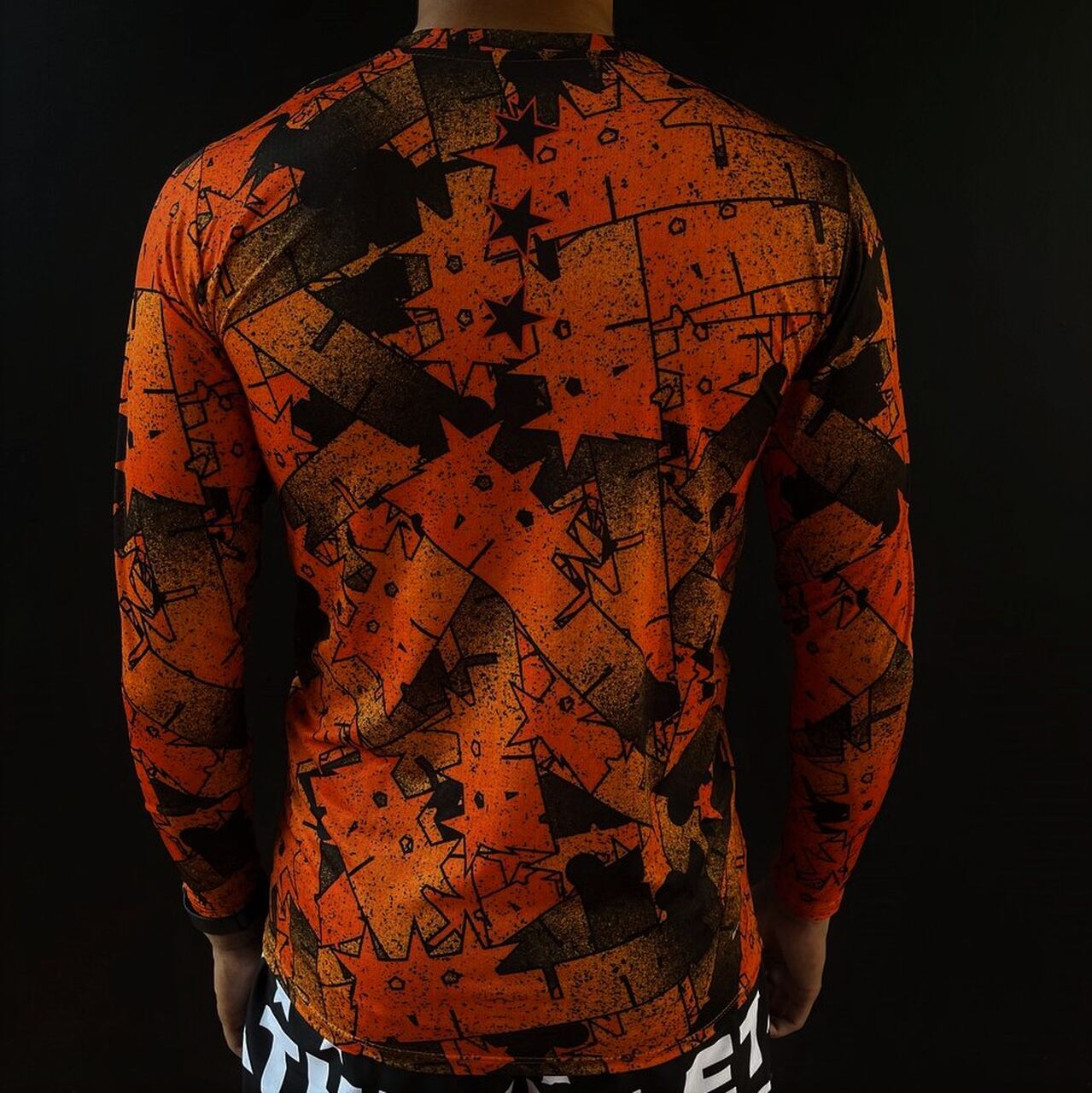 Térmica Linha Athleta Free 23 - Preto com Laranja