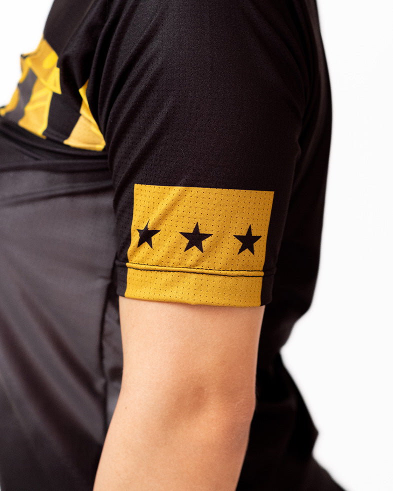 Athleta SS25 Comfort 女款短袖保暖上衣 - 黑金